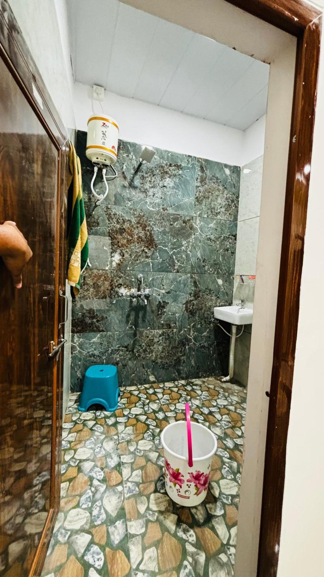 Hotel Shreenidhi Comfort Stay Ujjain Exterior foto